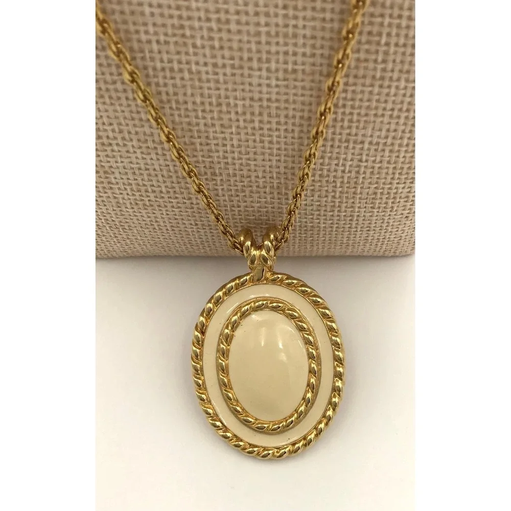 Monet Vintage Gold Tone Oval Cream Enamel Rope Border Pendant Necklace 24 Inch